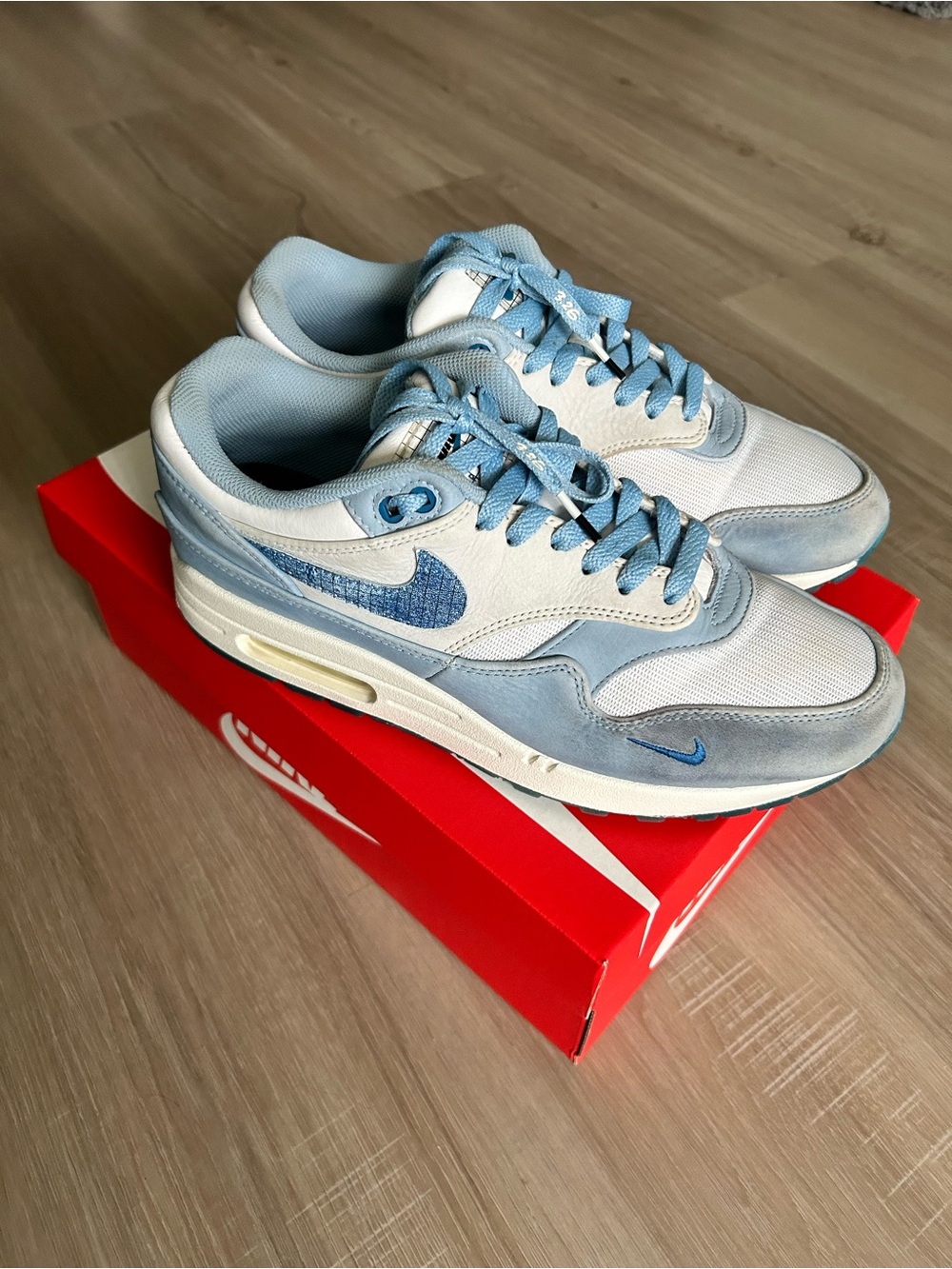 Nike Air Max 1 Premium Blueprint Men’s 9.5 Glow Sole with Box
